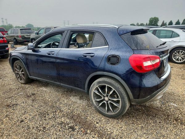 2017 MERCEDES-BENZ GLA GLA250-4M