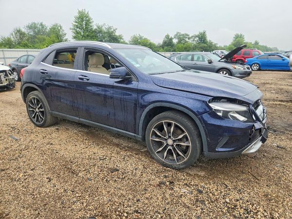 2017 MERCEDES-BENZ GLA GLA250-4M
