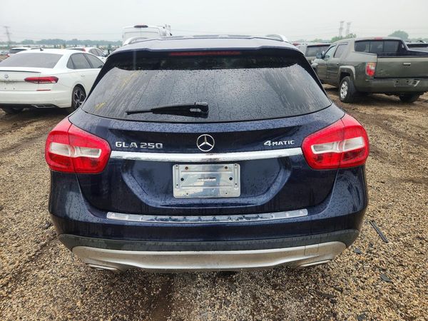 2017 MERCEDES-BENZ GLA GLA250-4M