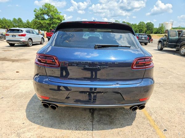2017 PORSCHE MACAN