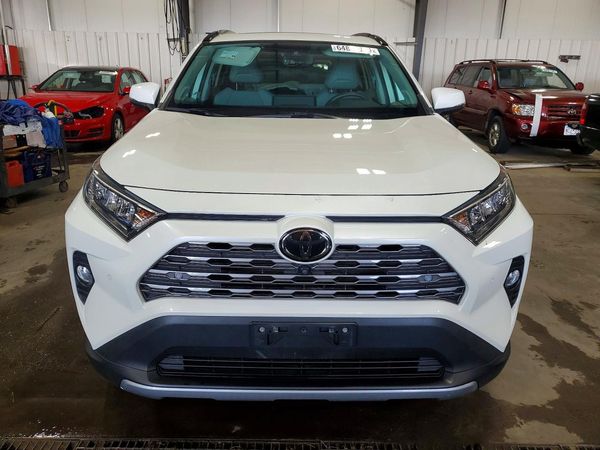 2019 TOYOTA RAV4