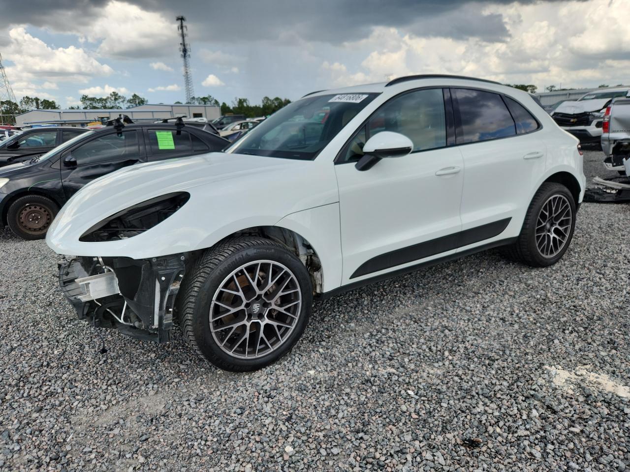 2017 PORSCHE MACAN