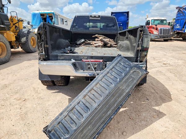 2013 RAM 3500 SLT