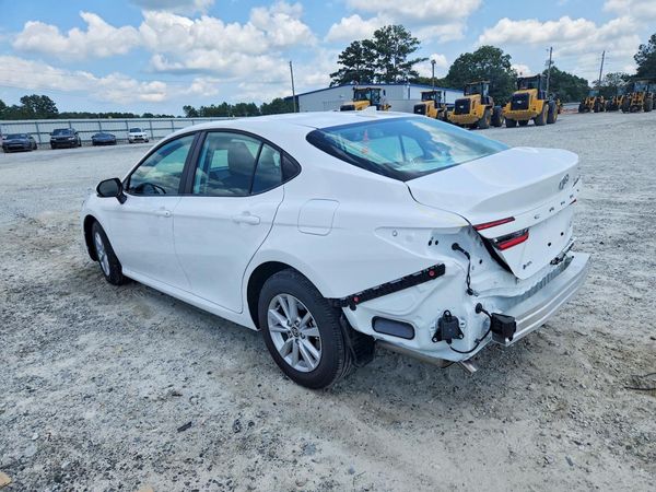 2026 TOYOTA CAMRY