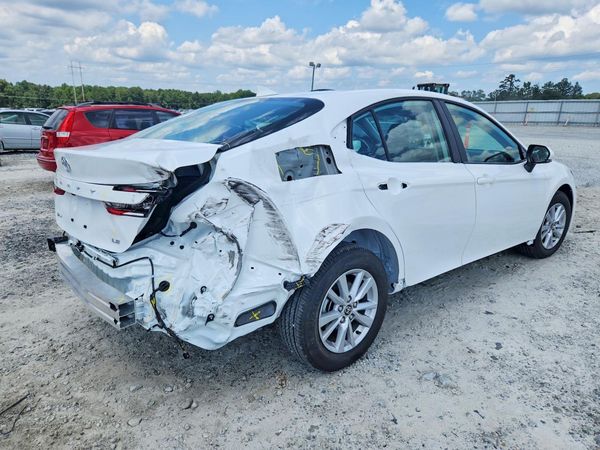 2026 TOYOTA CAMRY