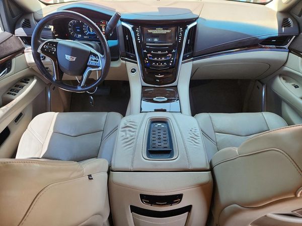 2017 CADILLAC ESCALADE Premium Luxury