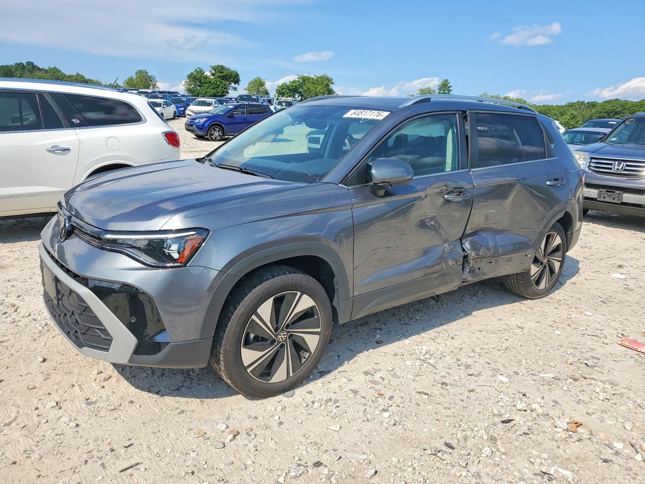 2025 VOLKSWAGEN TAOS 4Motion SE