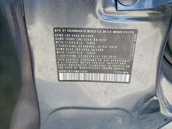 2025 VOLKSWAGEN TAOS 4Motion SE