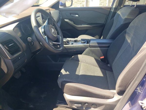 2021 NISSAN ROGUE SV — DENT