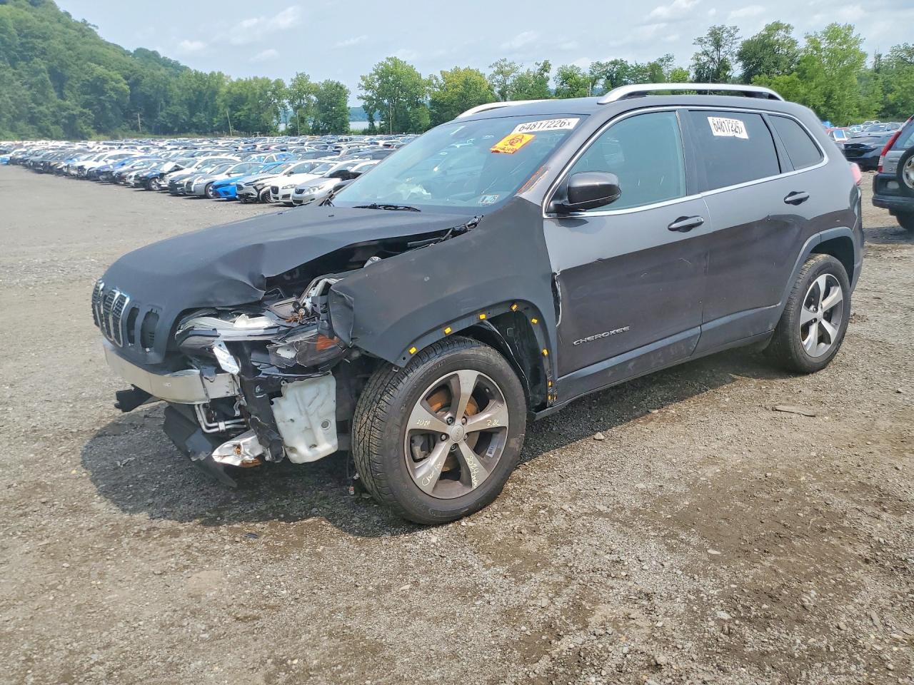 2021 JEEP CHEROKEE Limited — Front 3/4