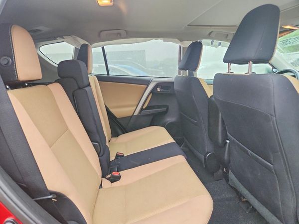 2016 TOYOTA RAV4 XLE (M Grade)