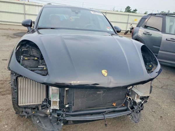 2021 PORSCHE MACAN S