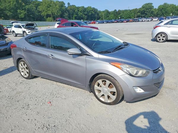 2012 HYUNDAI ELANTRA