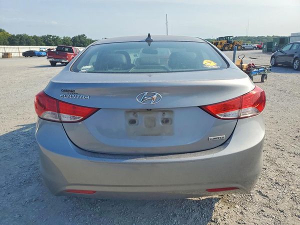 2012 HYUNDAI ELANTRA