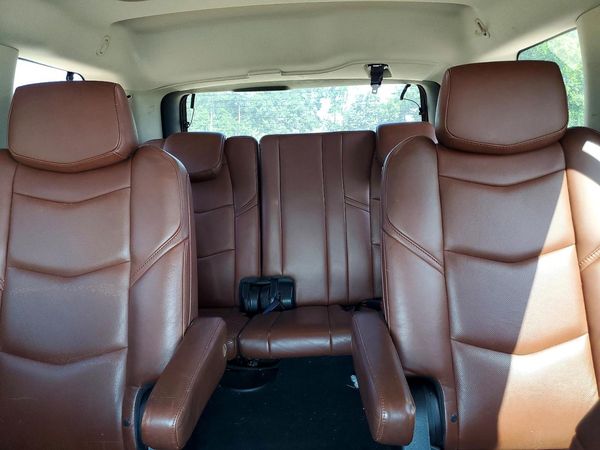2016 CADILLAC ESCALADE Luxury