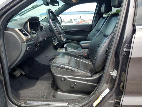 2014 JEEP CHEROKEE Limited — DENT