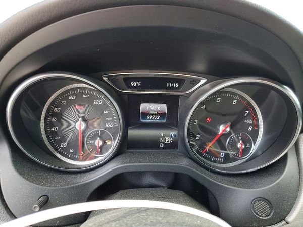 2019 MERCEDES-BENZ GLA