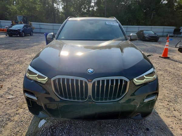 2022 BMW X5 M50i