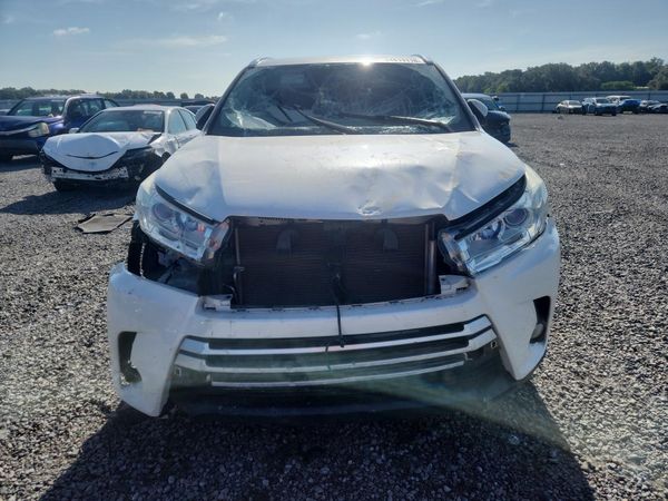 2019 TOYOTA HIGHLANDER SE/XLE