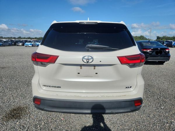 2019 TOYOTA HIGHLANDER SE/XLE