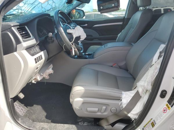 2019 TOYOTA HIGHLANDER SE/XLE