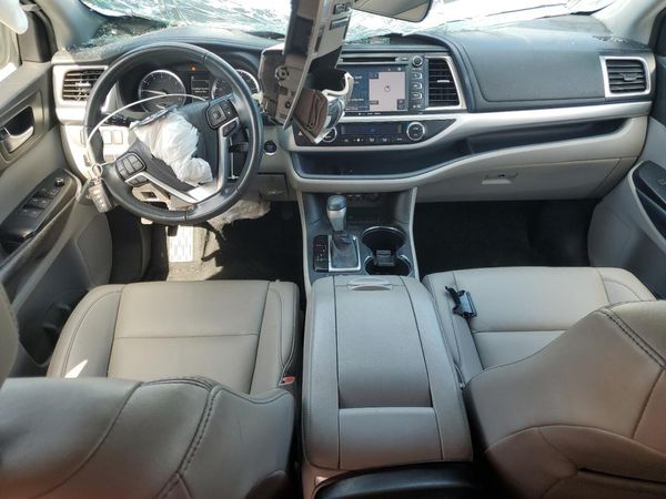 2019 TOYOTA HIGHLANDER SE/XLE