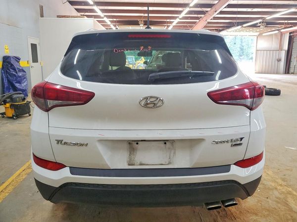 2017 HYUNDAI TUCSON
