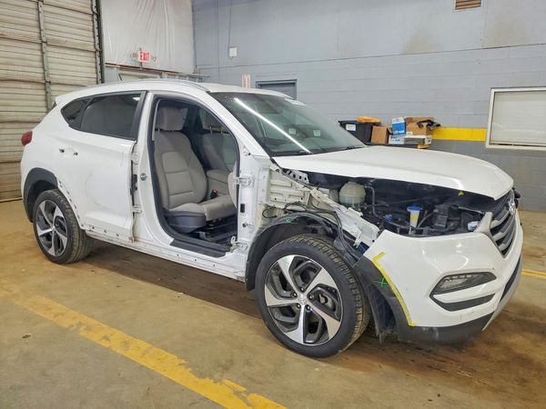 2017 HYUNDAI TUCSON