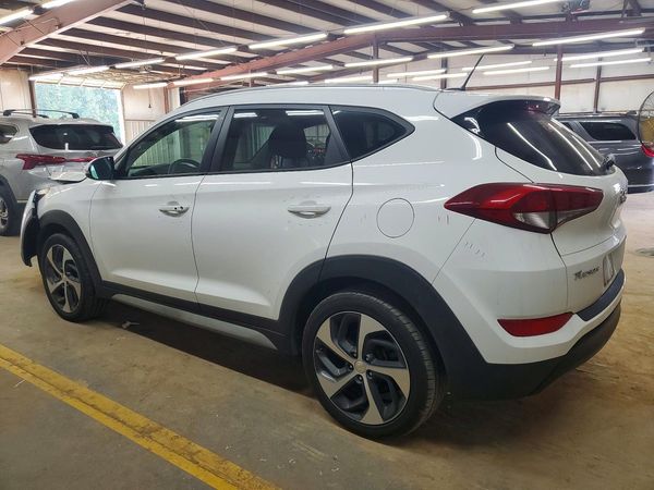 2017 HYUNDAI TUCSON