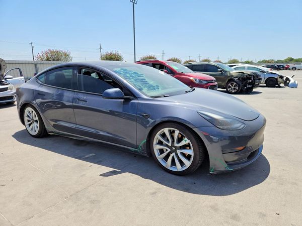 2022 TESLA MODEL 3
