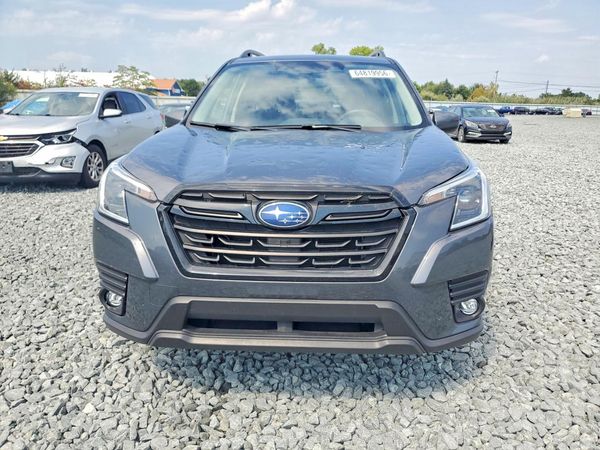 2024 SUBARU FORESTER