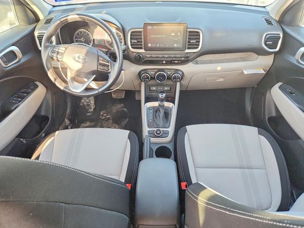 2022 HYUNDAI VENUE SEL & Limited