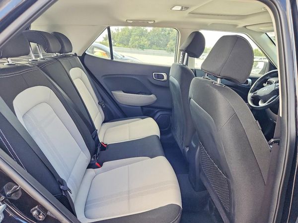 2022 HYUNDAI VENUE SEL & Limited