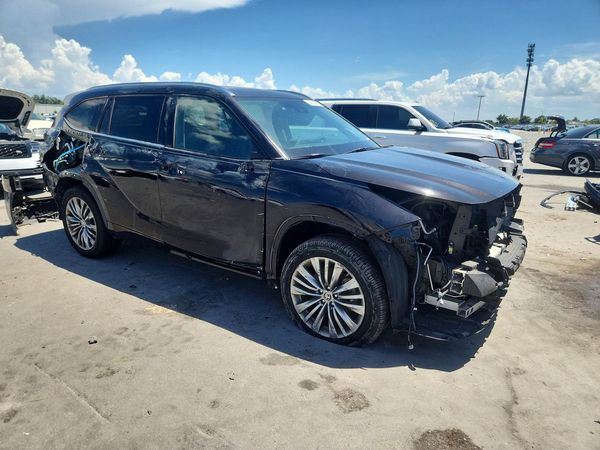 2020 TOYOTA HIGHLANDER Platinum