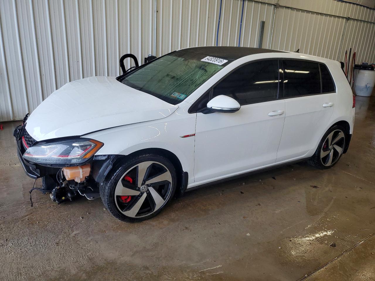 2019 VOLKSWAGEN GTI — Front 3/4