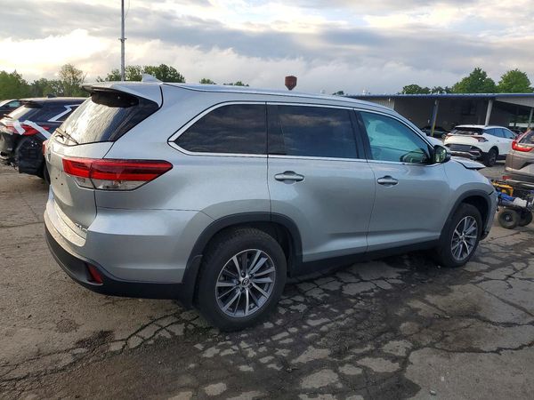 2019 TOYOTA HIGHLANDER SE/XLE