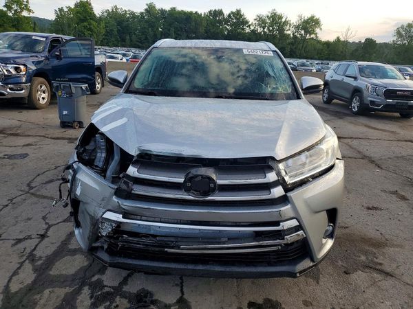 2019 TOYOTA HIGHLANDER SE/XLE