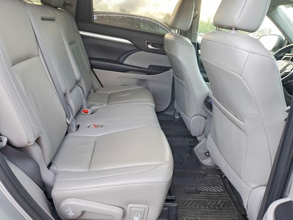 2019 TOYOTA HIGHLANDER SE/XLE