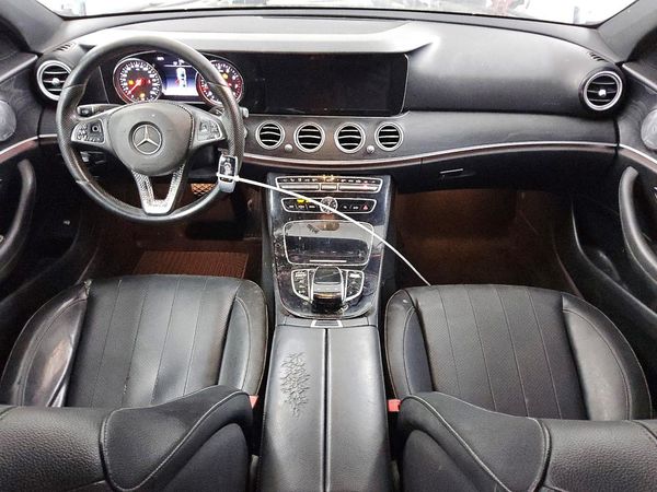 2017 MERCEDES-BENZ E E300
