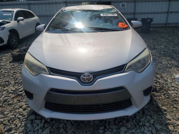 2015 TOYOTA COROLLA