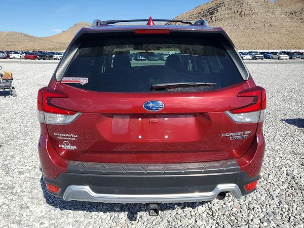 2022 SUBARU FORESTER