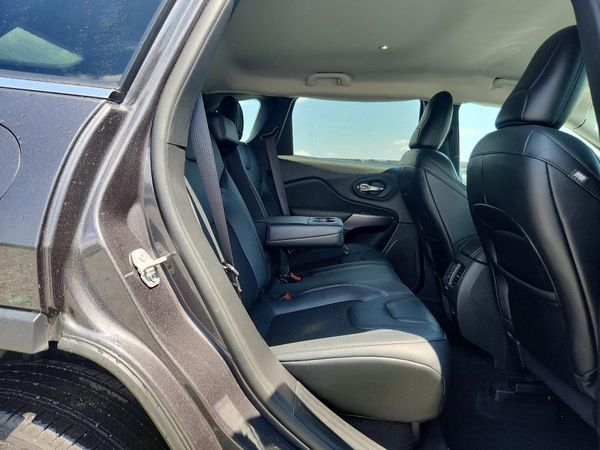 2021 JEEP CHEROKEE LATITUDE PLUS FWD