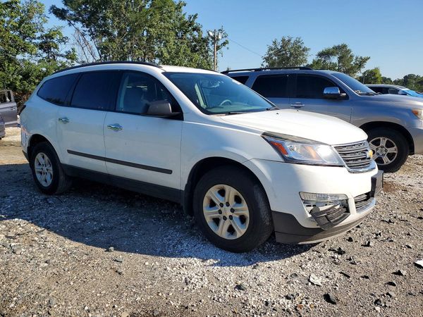 2017 CHEVROLET TRAVERSE LS