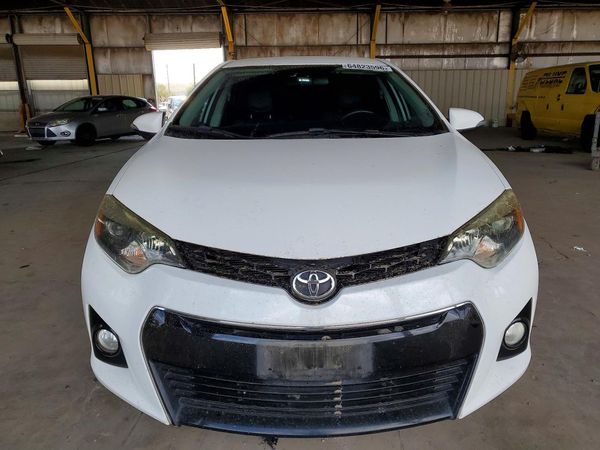 2015 TOYOTA COROLLA
