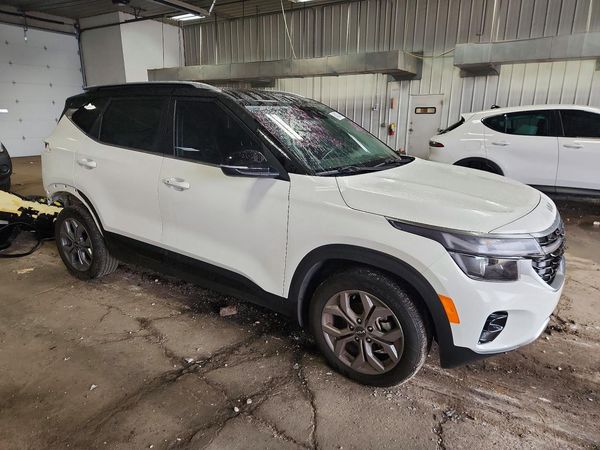 2024 KIA SELTOS S, X-Line