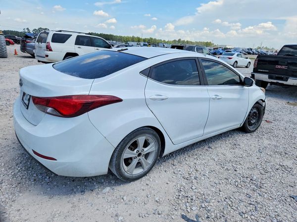 2016 HYUNDAI ELANTRA