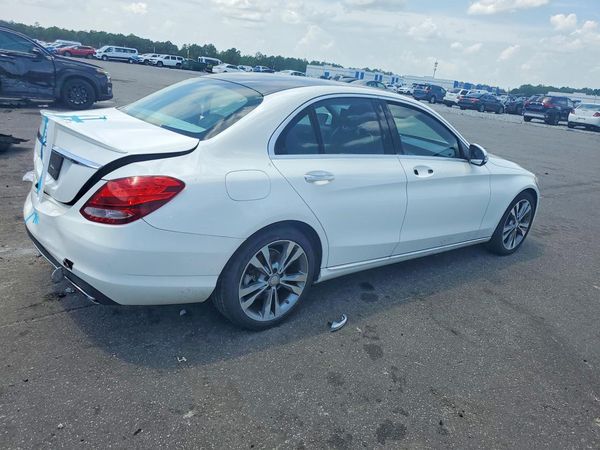 2016 MERCEDES-BENZ C C300