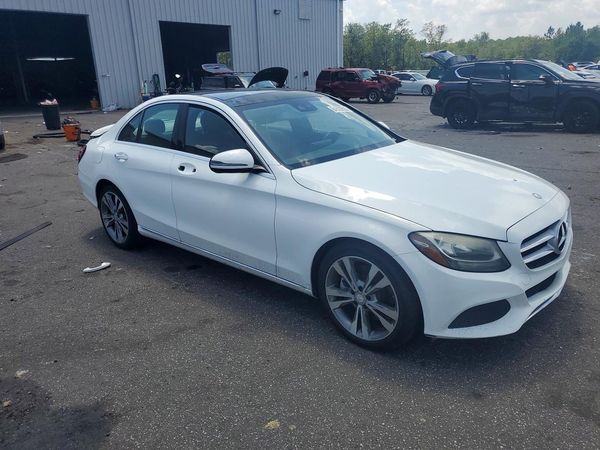 2016 MERCEDES-BENZ C C300