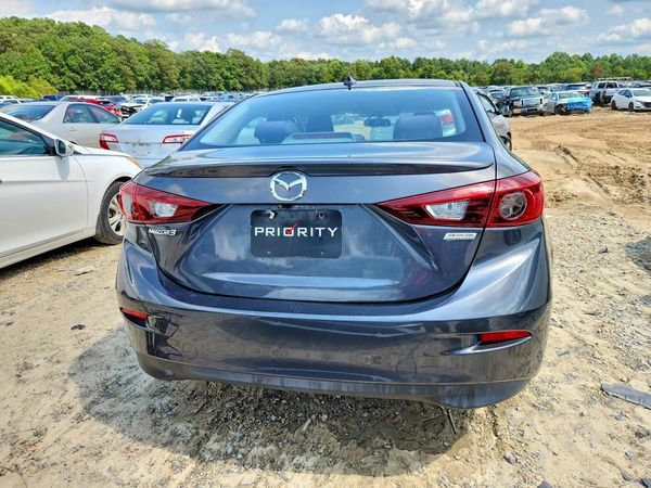 2015 MAZDA 3 Touring/GS