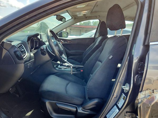 2015 MAZDA 3 Touring/GS